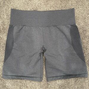 NVGTN Grey Pro Contour Seamless High Waist Shorts (L)